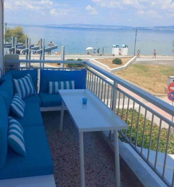 Sun Sea No 3 Apartment Peraia  Ngoại thất bức ảnh